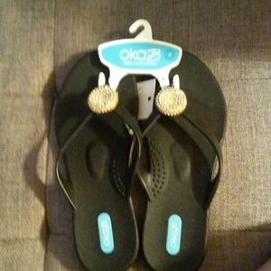 Women's flip-flops